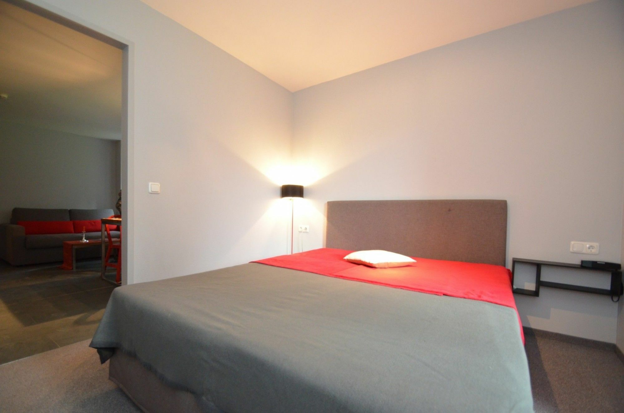 Apartmenthouse 5 Seasons - Incl Summer Card By In One
