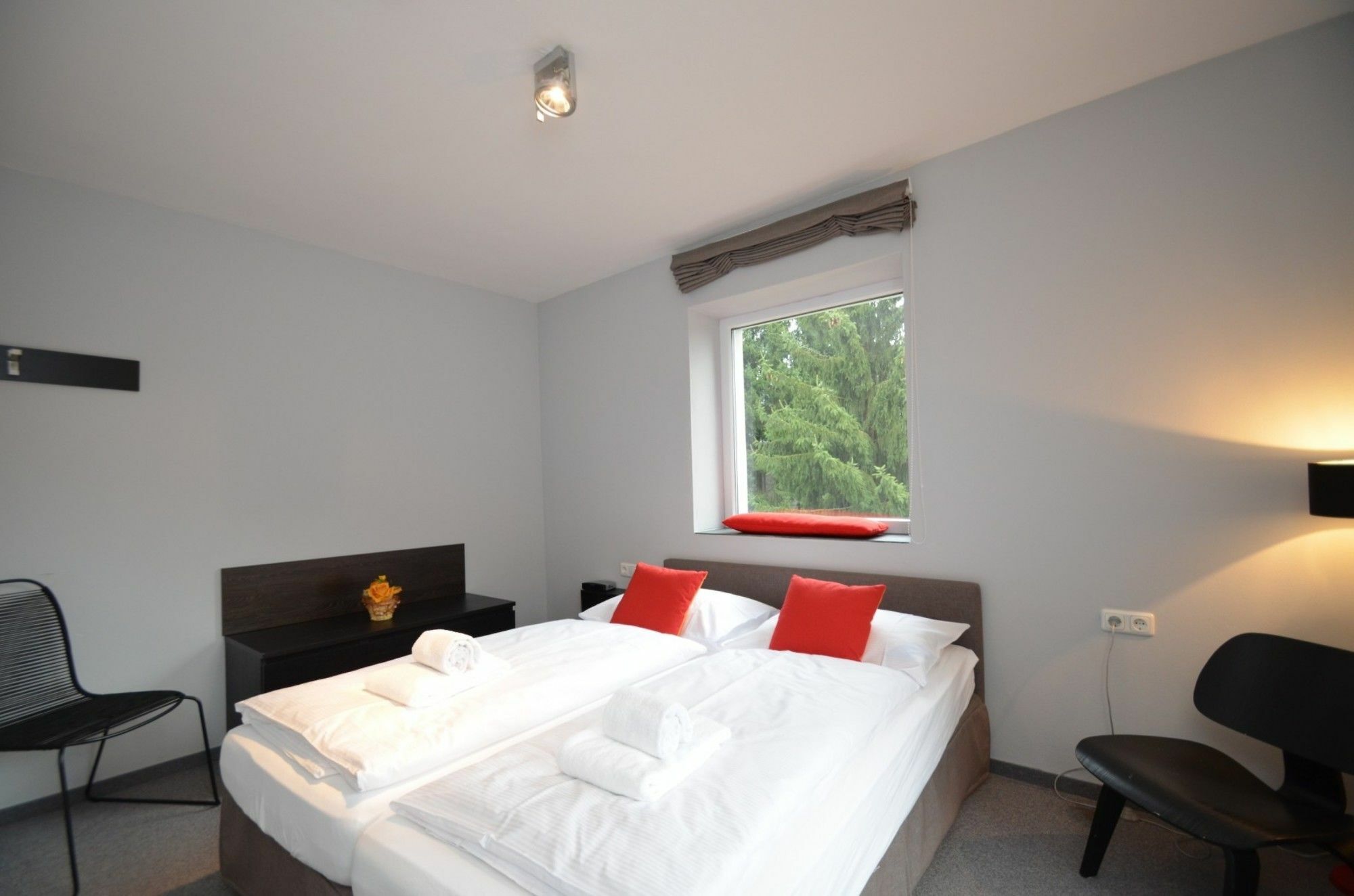 Apartmenthouse 5 Seasons - Incl Summer Card By In One